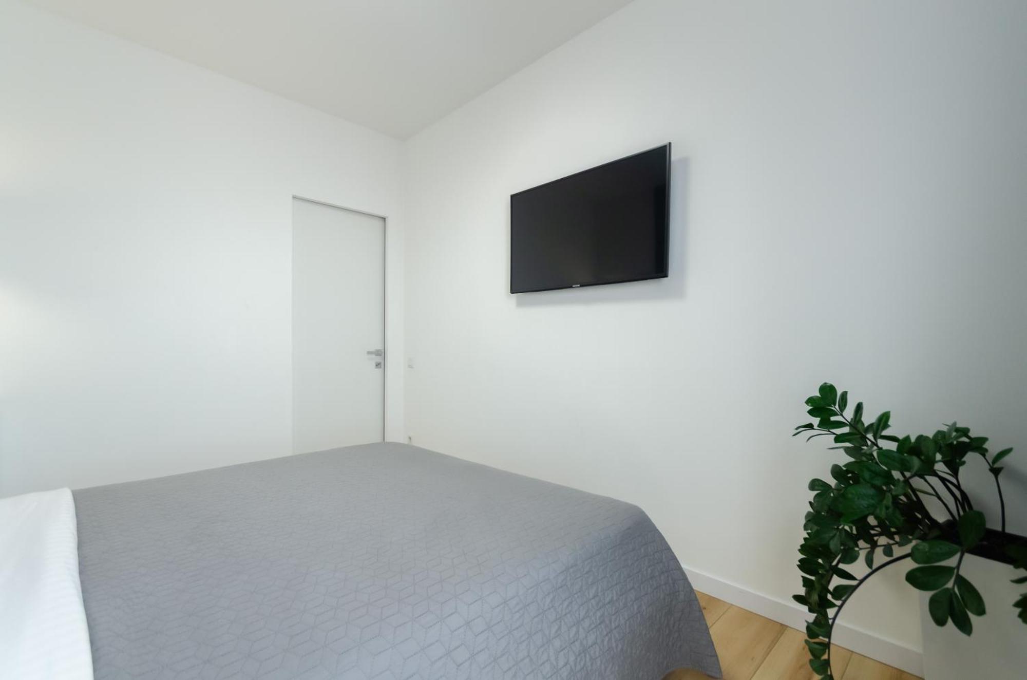 Petrovdom 234-241-86-96 In City View Apartments At Rc Kvartet,Near Central Railway Station Kiev Exteriör bild